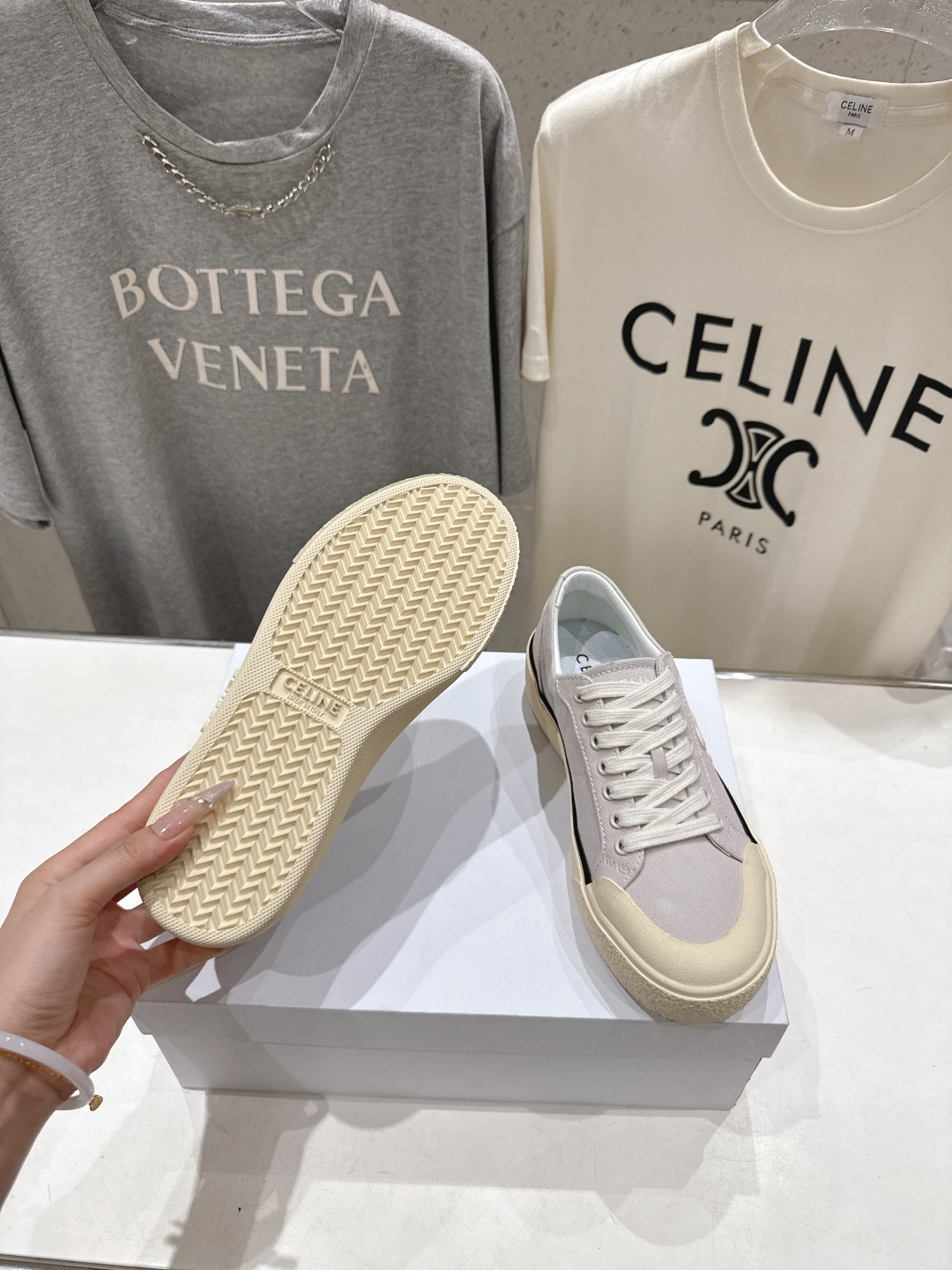 高版本出厂 厚底 Celine* 赛琳 2026ss春夏走秀新款小白鞋帆布鞋，明星同款思琳明星同款休闲透