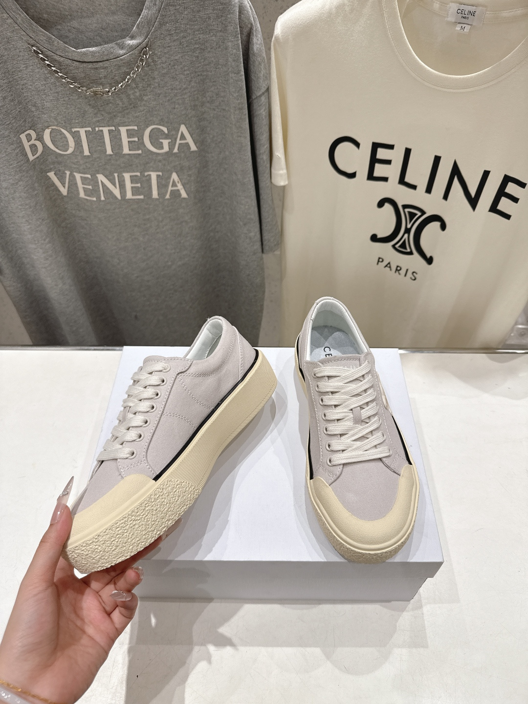 高版本出厂 厚底 Celine* 赛琳 2026ss春夏走秀新款小白鞋帆布鞋，明星同款思琳明星同款休闲透