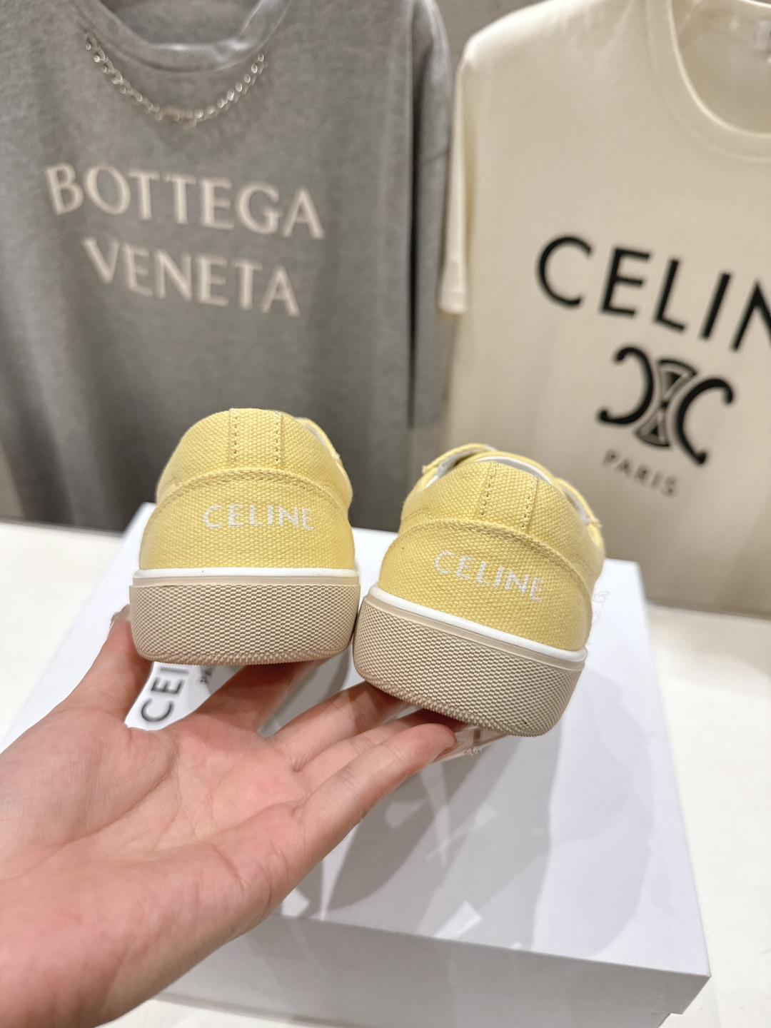 高版本出厂 薄底 Celine* 赛琳 2026ss春夏走秀新款小白鞋帆布鞋，明星同款思琳明星同款休闲透