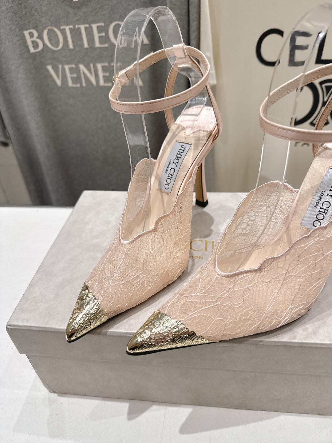 高版本出厂  JIMMY CHOO*｜JC/吉米周2026ss新款尖头蕾丝网纱高跟鞋凉鞋原版套楦，完美的