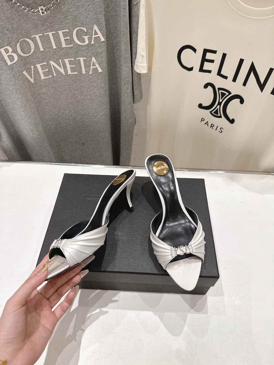 高版本出厂 SAINT LAUREN*F071～圣罗兰ysl 26ss夏季全新走秀款高跟拖鞋·全新鞋型唯