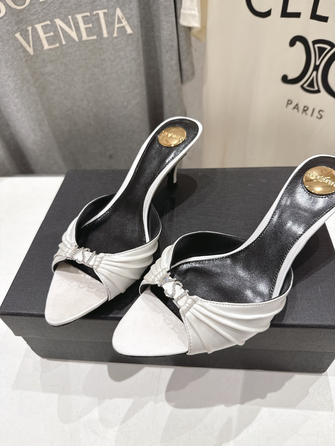 高版本出厂 SAINT LAUREN*F071～圣罗兰ysl 26ss夏季全新走秀款高跟拖鞋·全新鞋型唯