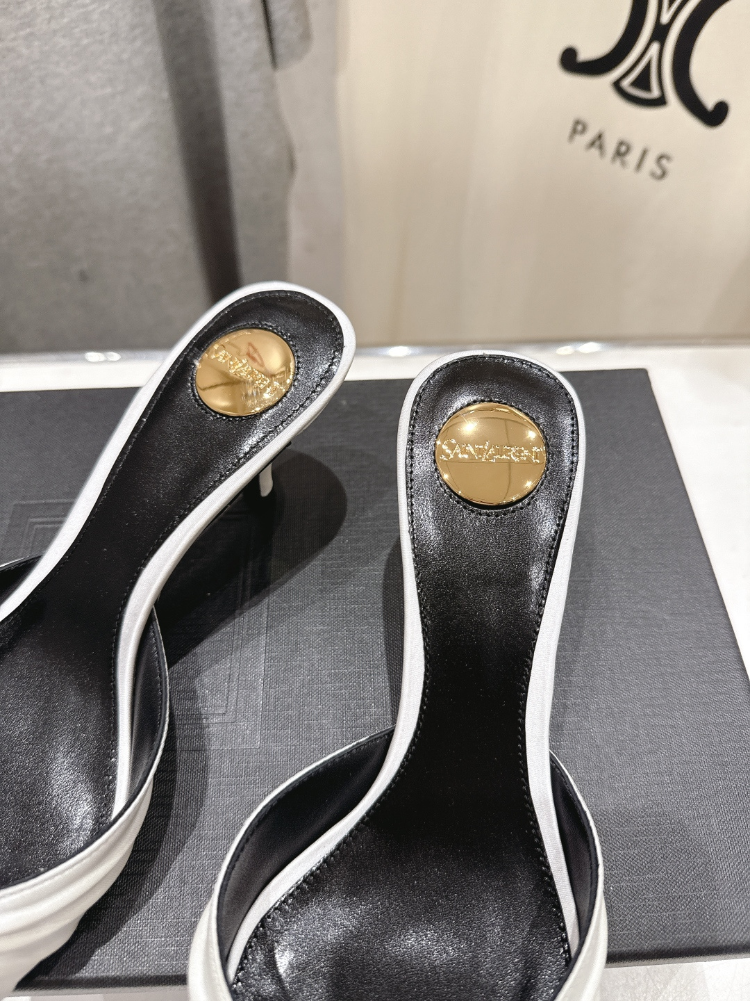 高版本出厂 SAINT LAUREN*F071～圣罗兰ysl 26ss夏季全新走秀款高跟拖鞋·全新鞋型唯