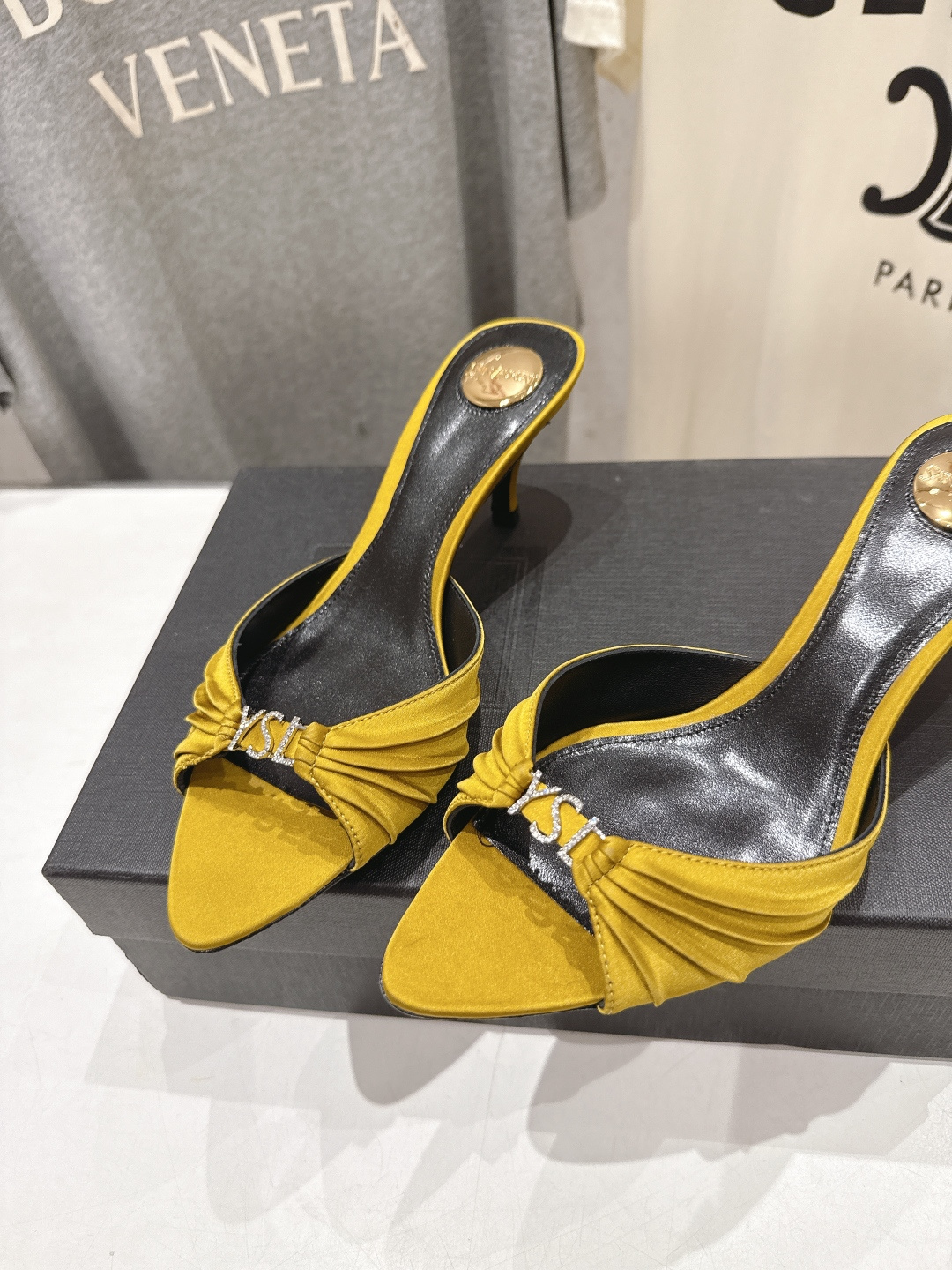 高版本出厂 SAINT LAUREN*F071～圣罗兰ysl 26ss夏季全新走秀款高跟拖鞋·全新鞋型唯