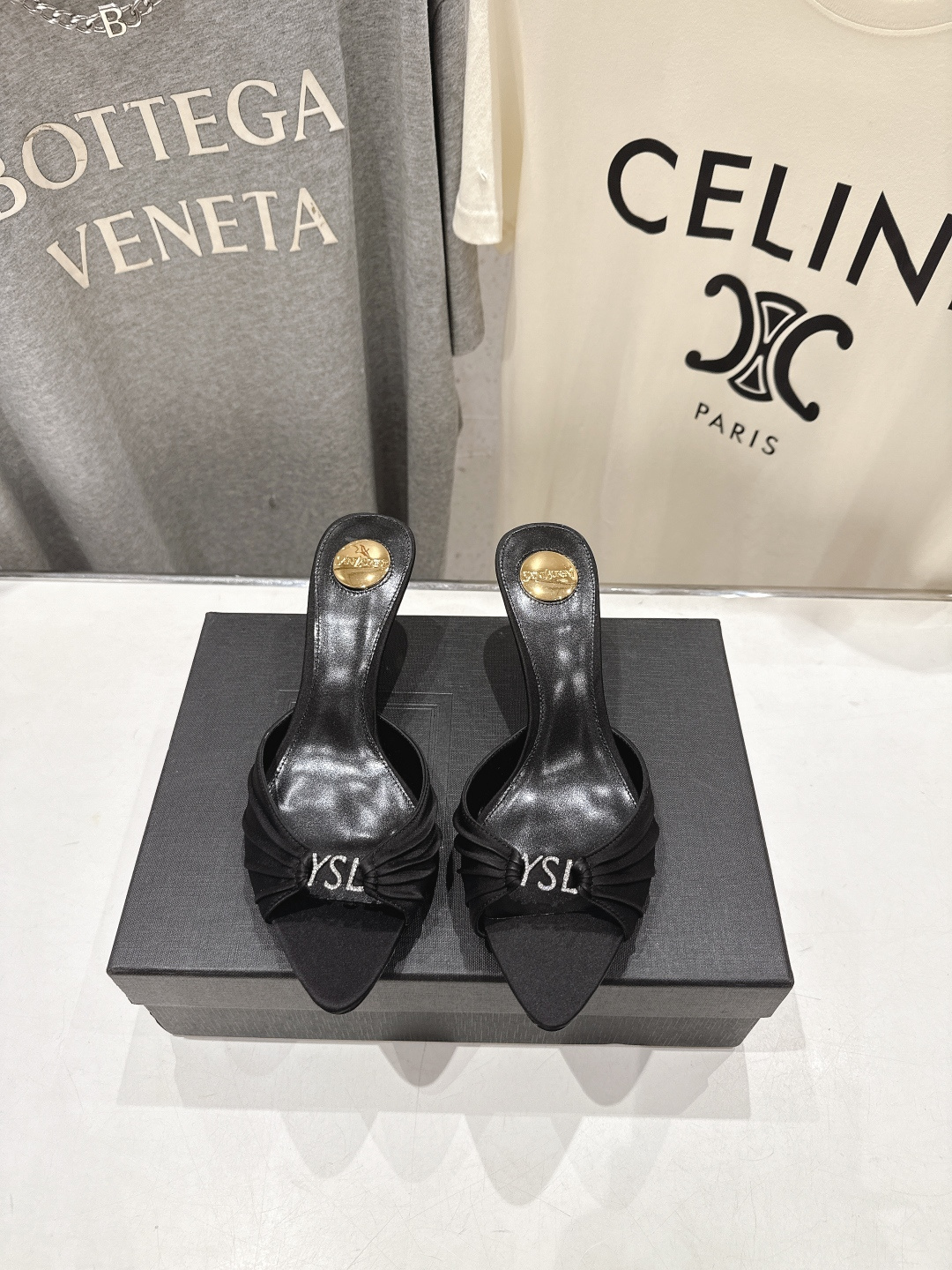 高版本出厂 SAINT LAUREN*F071～圣罗兰ysl 26ss夏季全新走秀款高跟拖鞋·全新鞋型唯
