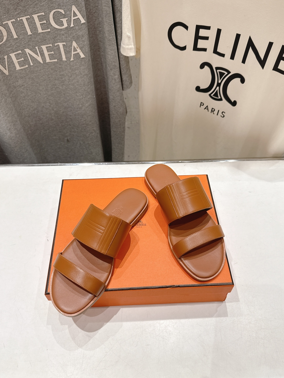 高版本出厂  Hermer...26ss new arrival～爱马仕H家新款拖鞋平底二舅拖鞋原版工艺