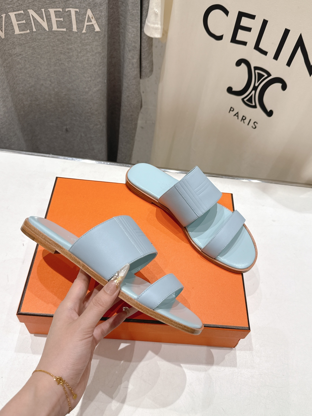 高版本出厂  Hermer...26ss new arrival～爱马仕H家新款拖鞋平底二舅拖鞋原版工艺