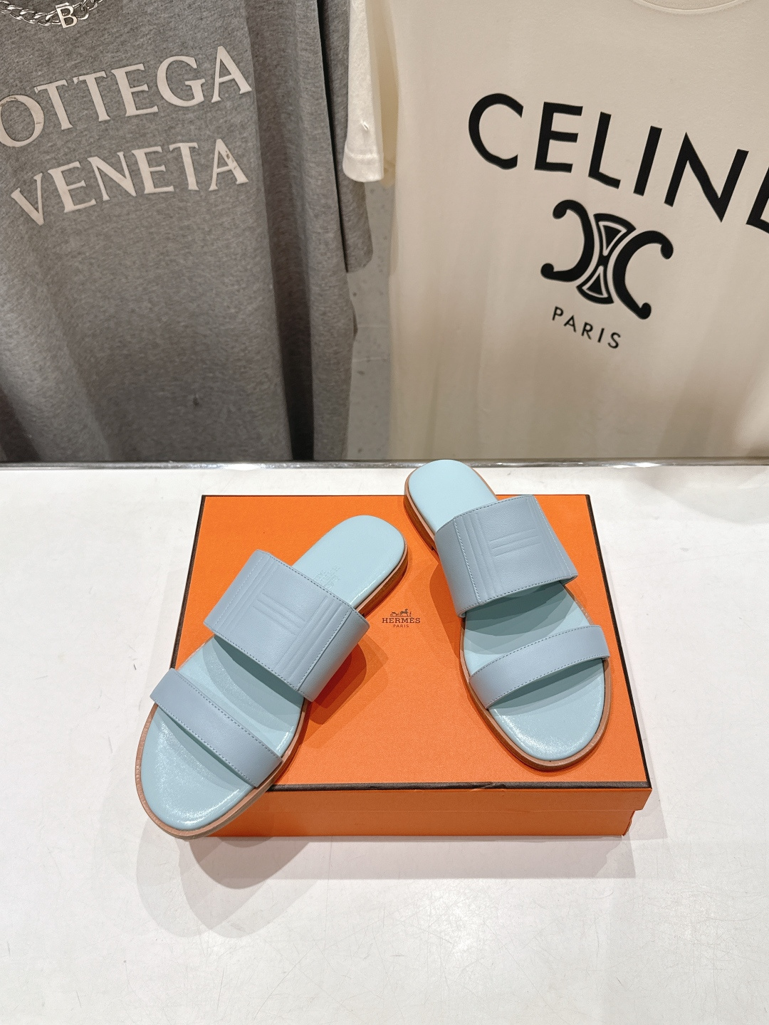 高版本出厂  Hermer...26ss new arrival～爱马仕H家新款拖鞋平底二舅拖鞋原版工艺