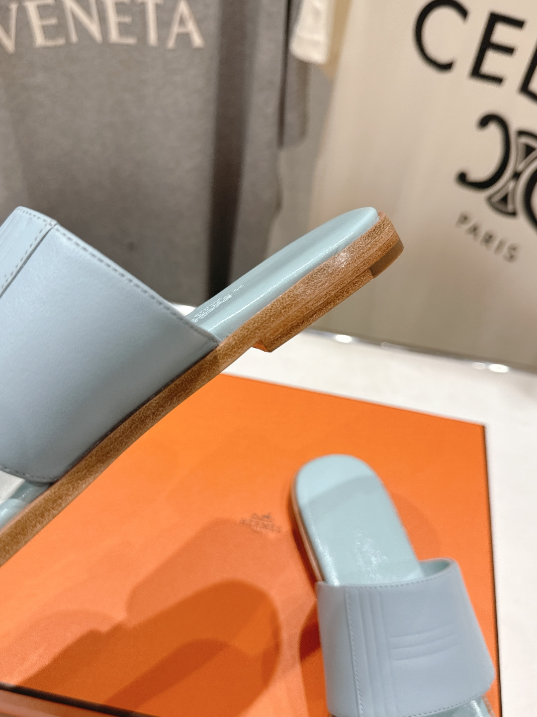高版本出厂  Hermer...26ss new arrival～爱马仕H家新款拖鞋平底二舅拖鞋原版工艺
