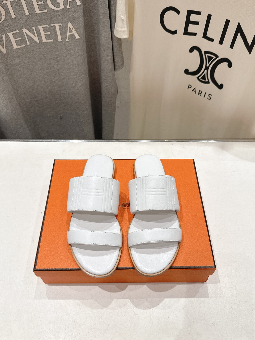 高版本出厂  Hermer...26ss new arrival～爱马仕H家新款拖鞋平底二舅拖鞋原版工艺