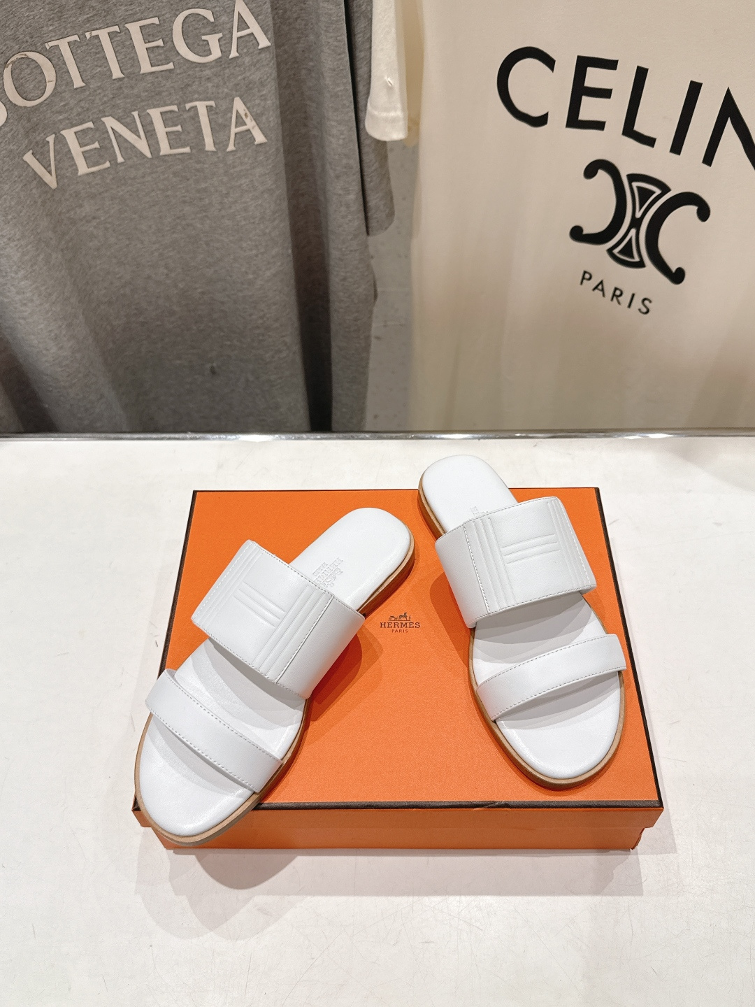 高版本出厂  Hermer...26ss new arrival～爱马仕H家新款拖鞋平底二舅拖鞋原版工艺