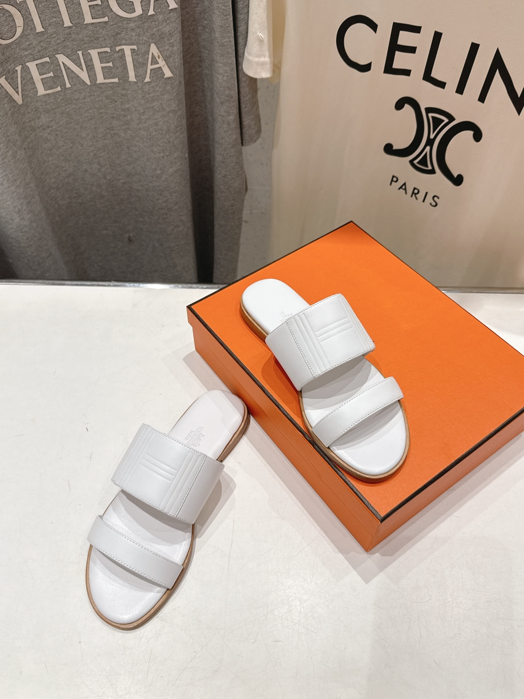 高版本出厂  Hermer...26ss new arrival～爱马仕H家新款拖鞋平底二舅拖鞋原版工艺