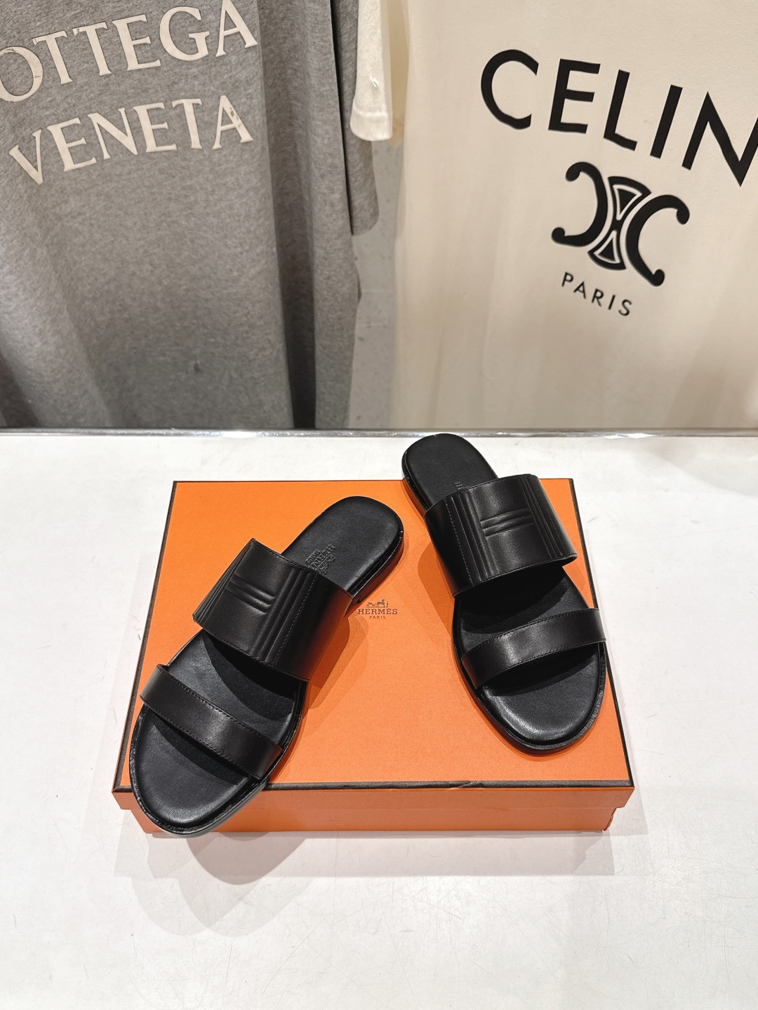 高版本出厂  Hermer...26ss new arrival～爱马仕H家新款拖鞋平底二舅拖鞋原版工艺