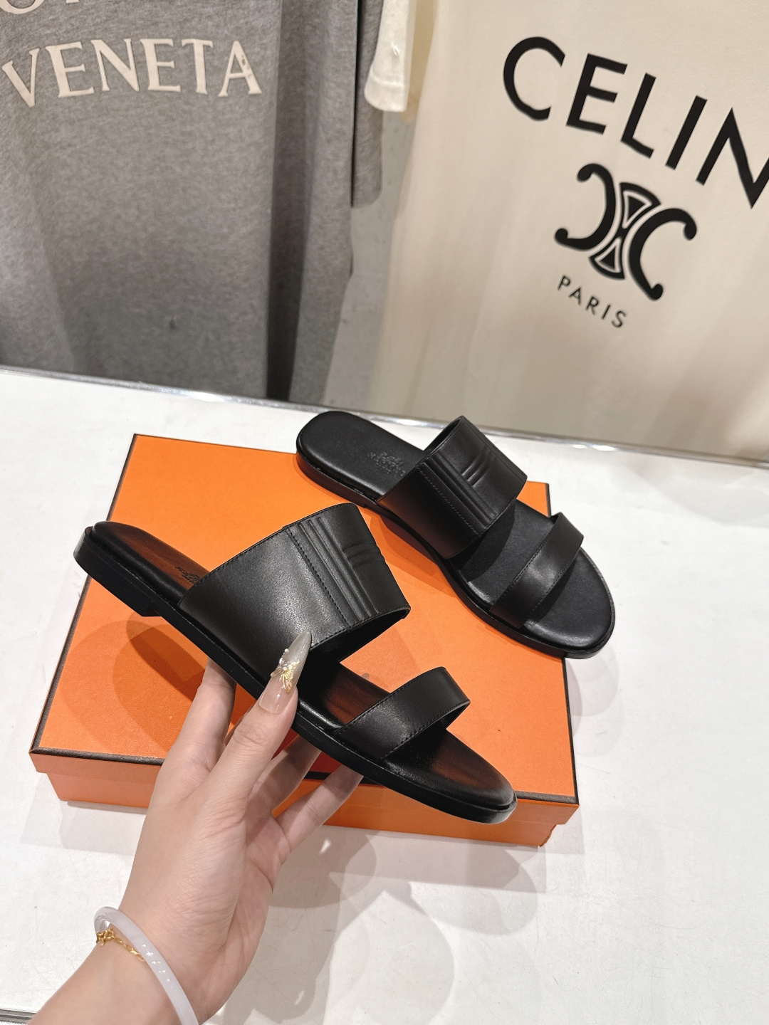 高版本出厂  Hermer...26ss new arrival～爱马仕H家新款拖鞋平底二舅拖鞋原版工艺