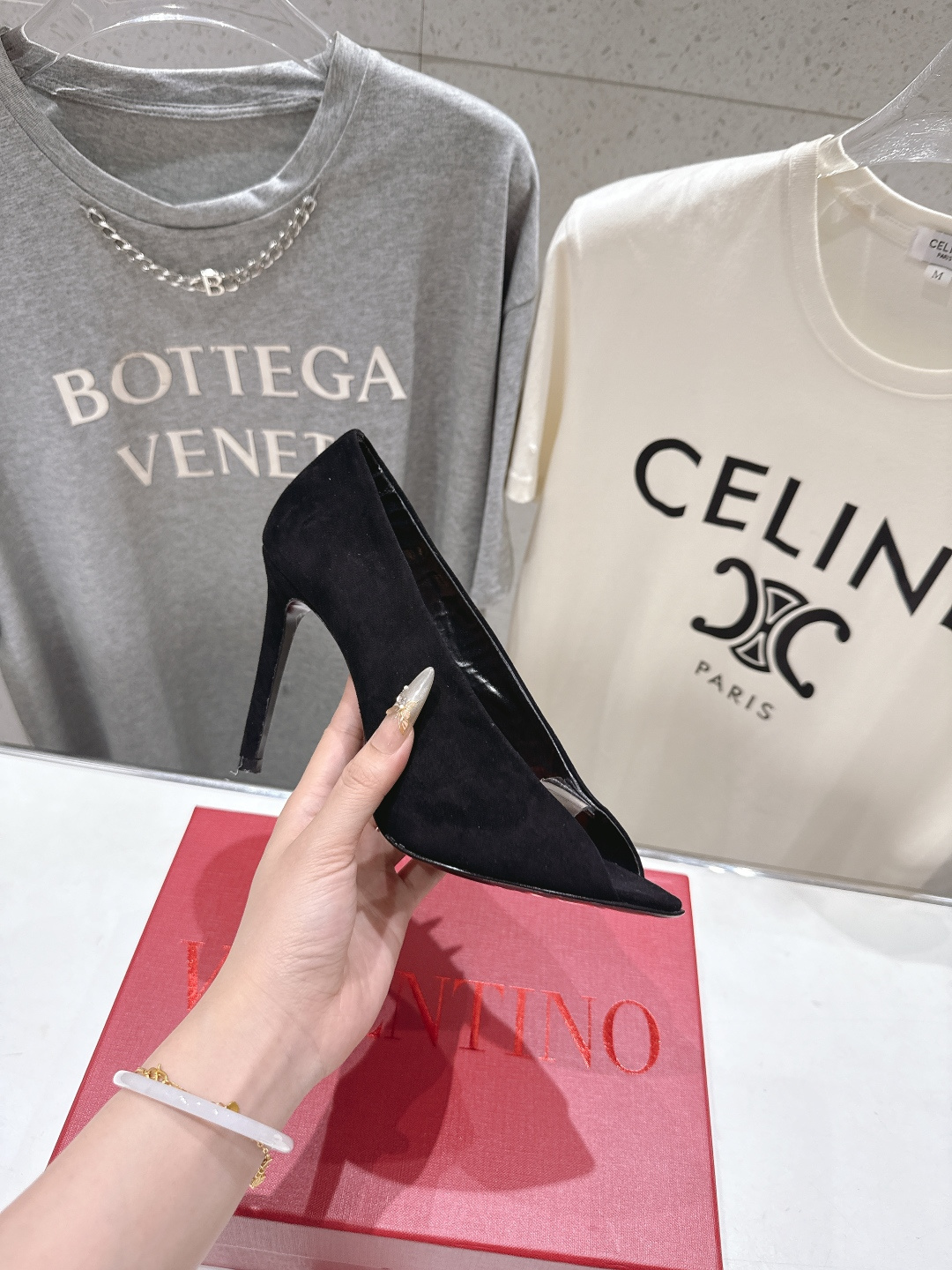 高版本出厂  ～New～顶级制作·Valentino*·华伦天奴〰️2026ss官方同步夏季走秀新款高跟