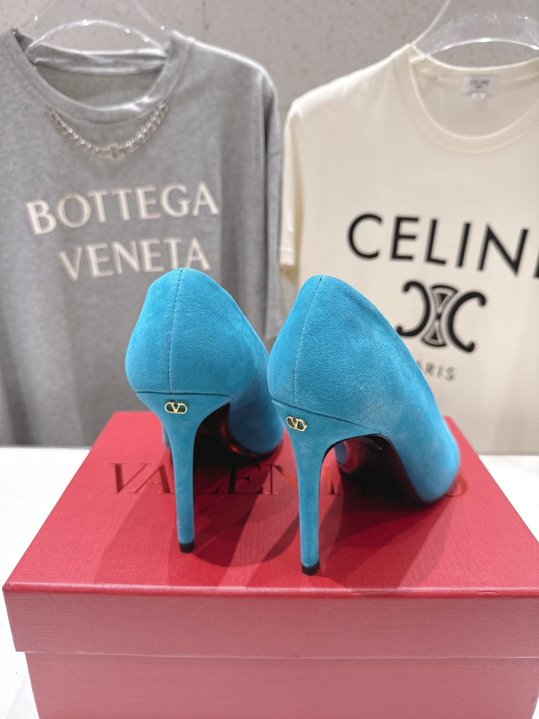 高版本出厂  ～New～顶级制作·Valentino*·华伦天奴〰️2026ss官方同步夏季走秀新款高跟