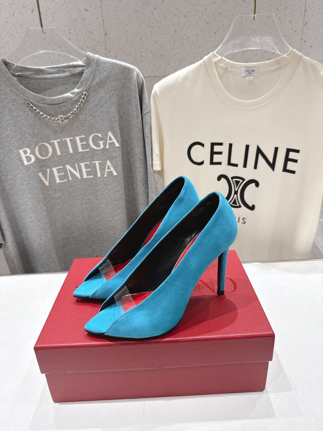高版本出厂  ～New～顶级制作·Valentino*·华伦天奴〰️2026ss官方同步夏季走秀新款高跟