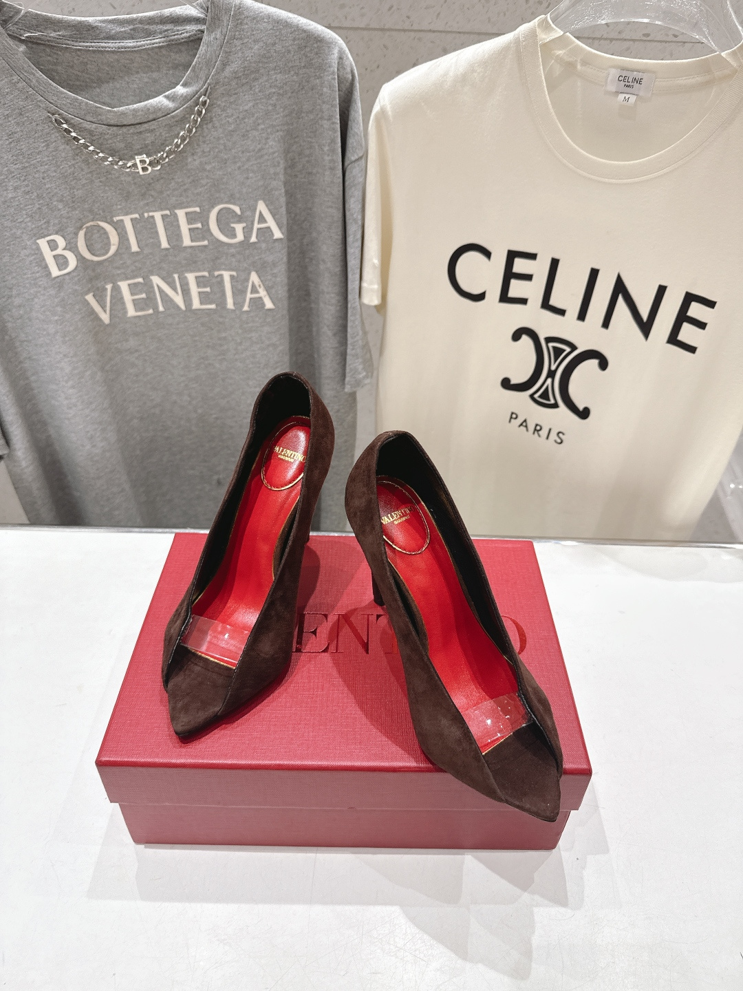 高版本出厂  ～New～顶级制作·Valentino*·华伦天奴〰️2026ss官方同步夏季走秀新款高跟