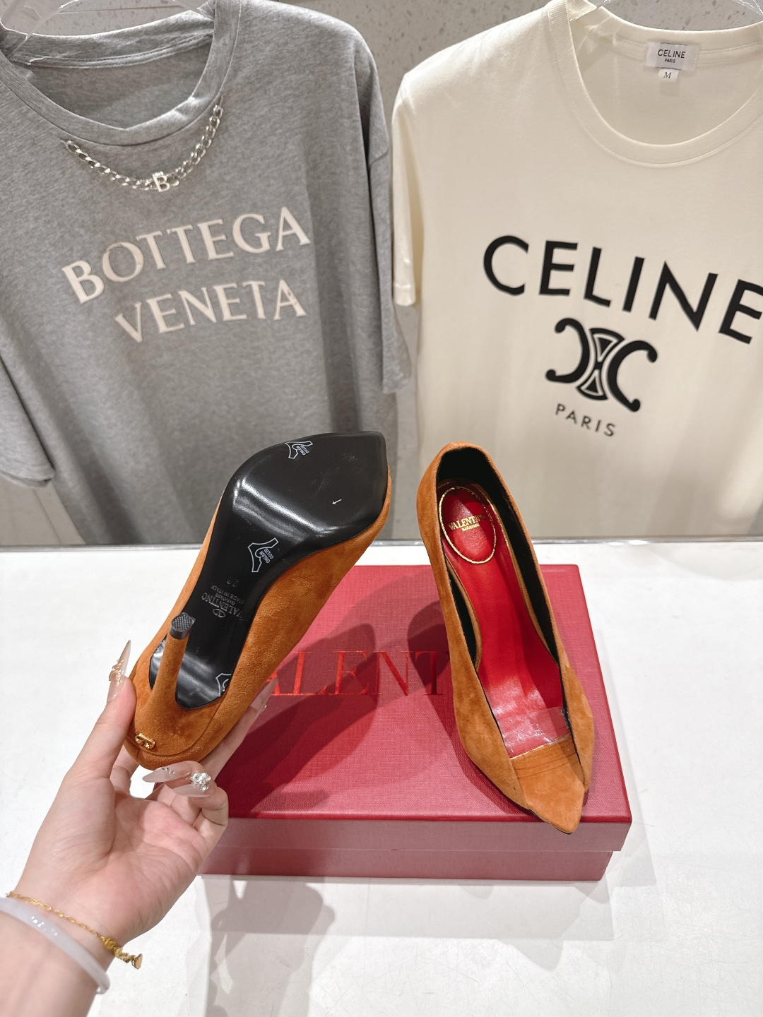高版本出厂  ～New～顶级制作·Valentino*·华伦天奴〰️2026ss官方同步夏季走秀新款高跟
