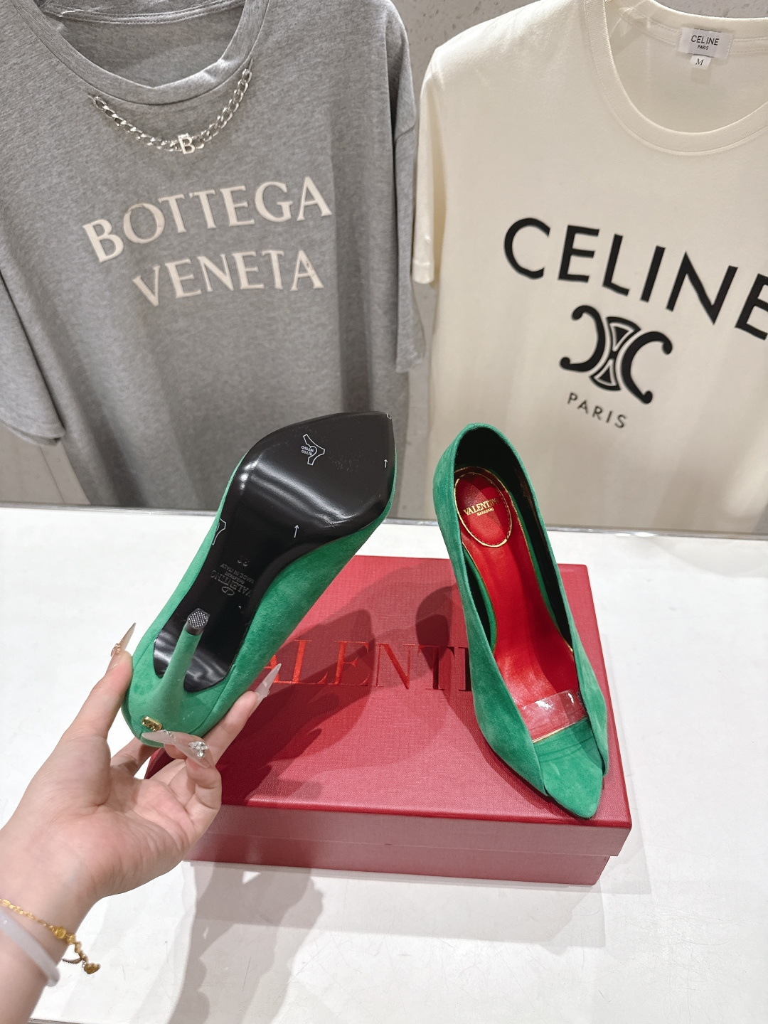 高版本出厂  ～New～顶级制作·Valentino*·华伦天奴〰️2026ss官方同步夏季走秀新款高跟