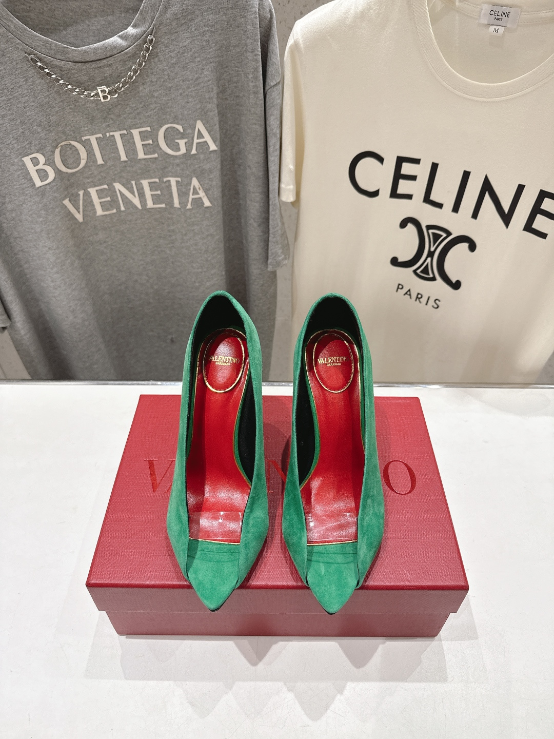 高版本出厂  ～New～顶级制作·Valentino*·华伦天奴〰️2026ss官方同步夏季走秀新款高跟