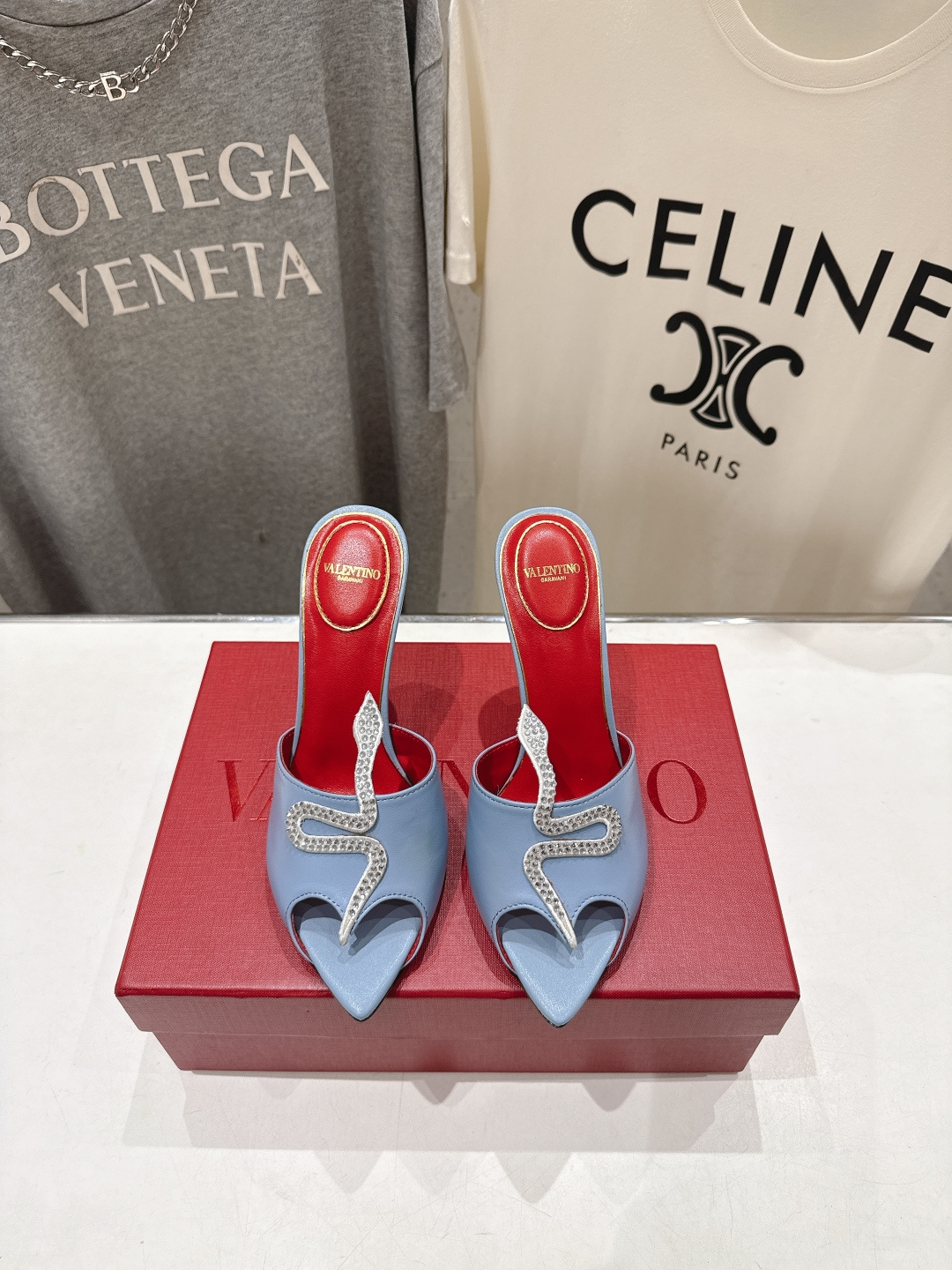高版本出厂  ～New～顶级制作·Valentino*·华伦天奴〰️2026ss官方同步夏季走秀新款高跟