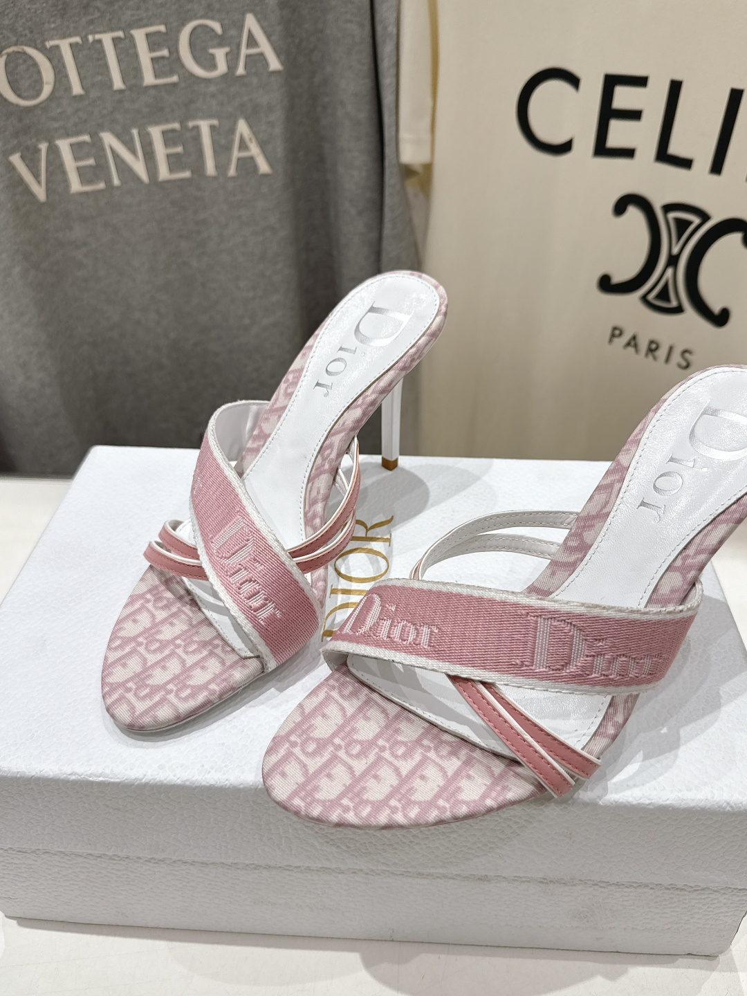 高版本出厂 Dior*迪奥F031D家2026ss夏季新款高跟拖鞋♕♕公主范十足，颜色非常抬肤色，迷人的