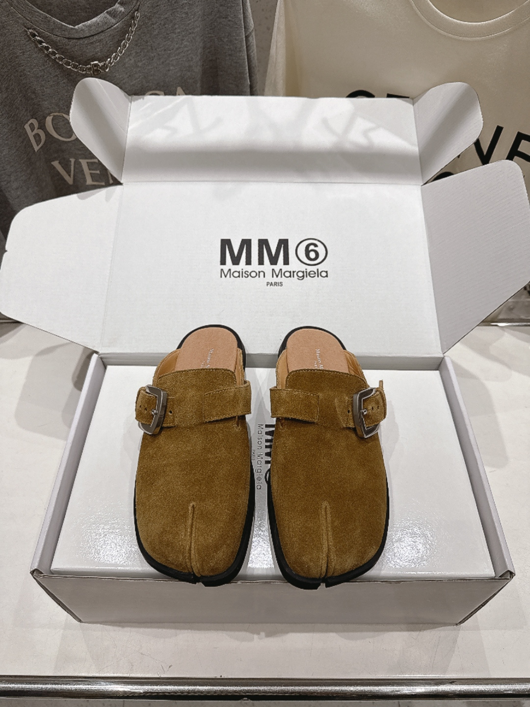 高版本出厂  Maison Margiela 马吉拉MM6新款平底分趾勃肯半包拖鞋2026独家新品首发 