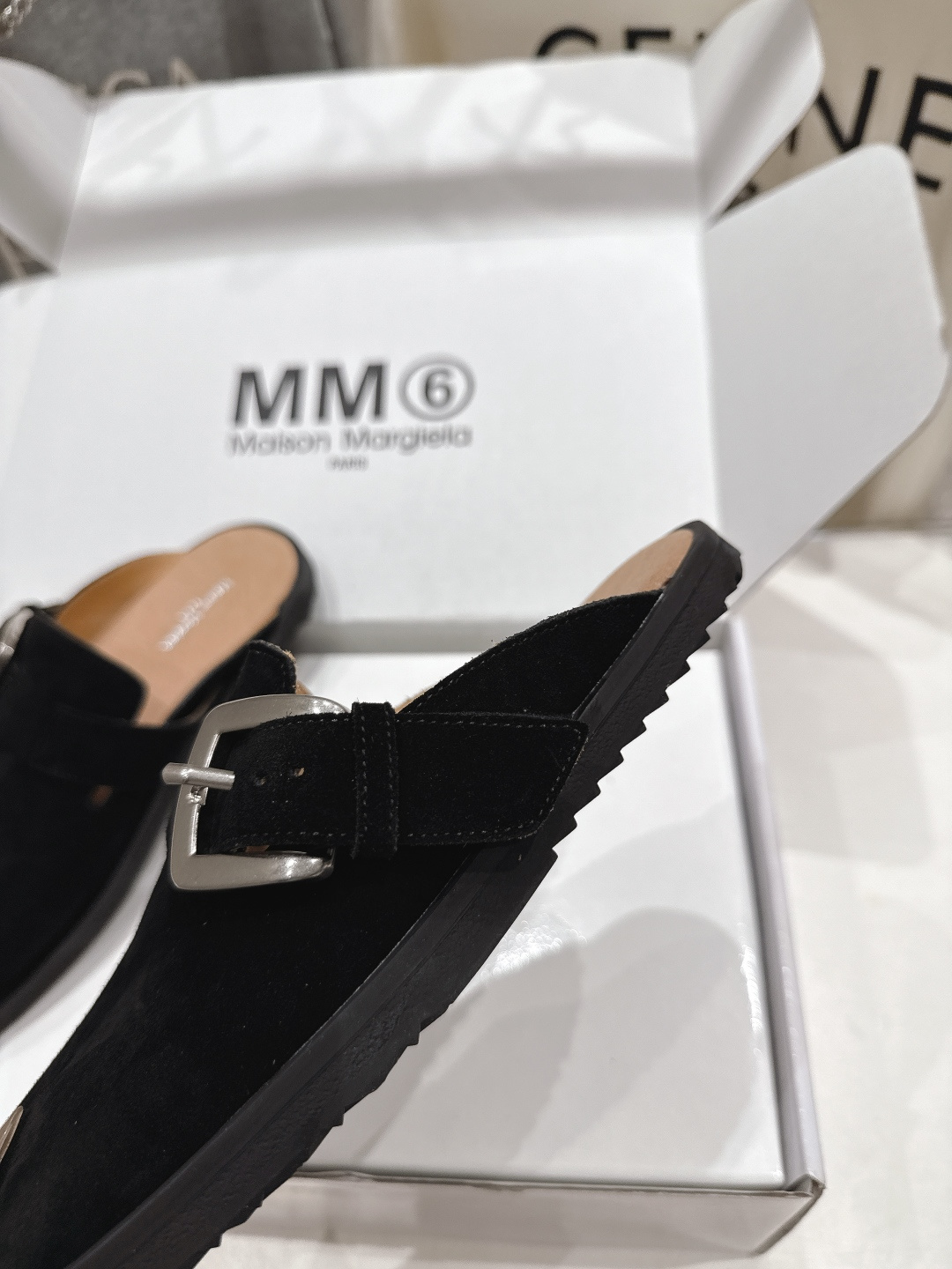 高版本出厂  Maison Margiela 马吉拉MM6新款平底分趾勃肯半包拖鞋2026独家新品首发 