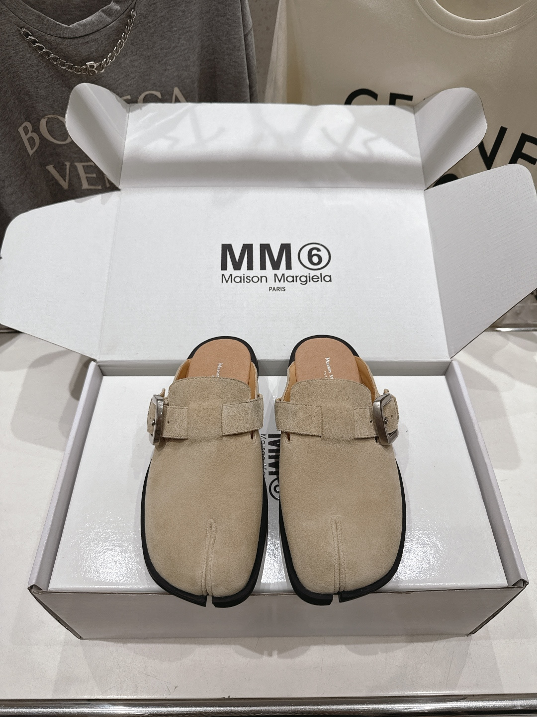 高版本出厂  Maison Margiela 马吉拉MM6新款平底分趾勃肯半包拖鞋2026独家新品首发 