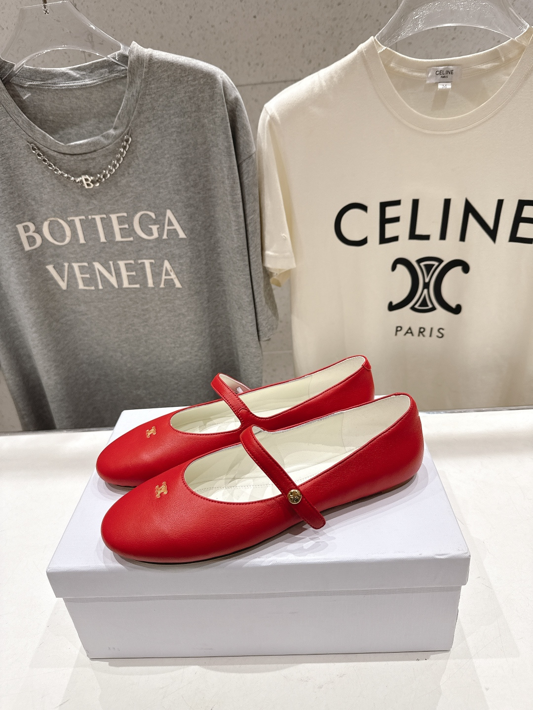 高版本出厂  CELINE*赛琳F035 2026ss思琳新款玛丽珍平底鞋乐福鞋单鞋网红爆款来袭！各大网