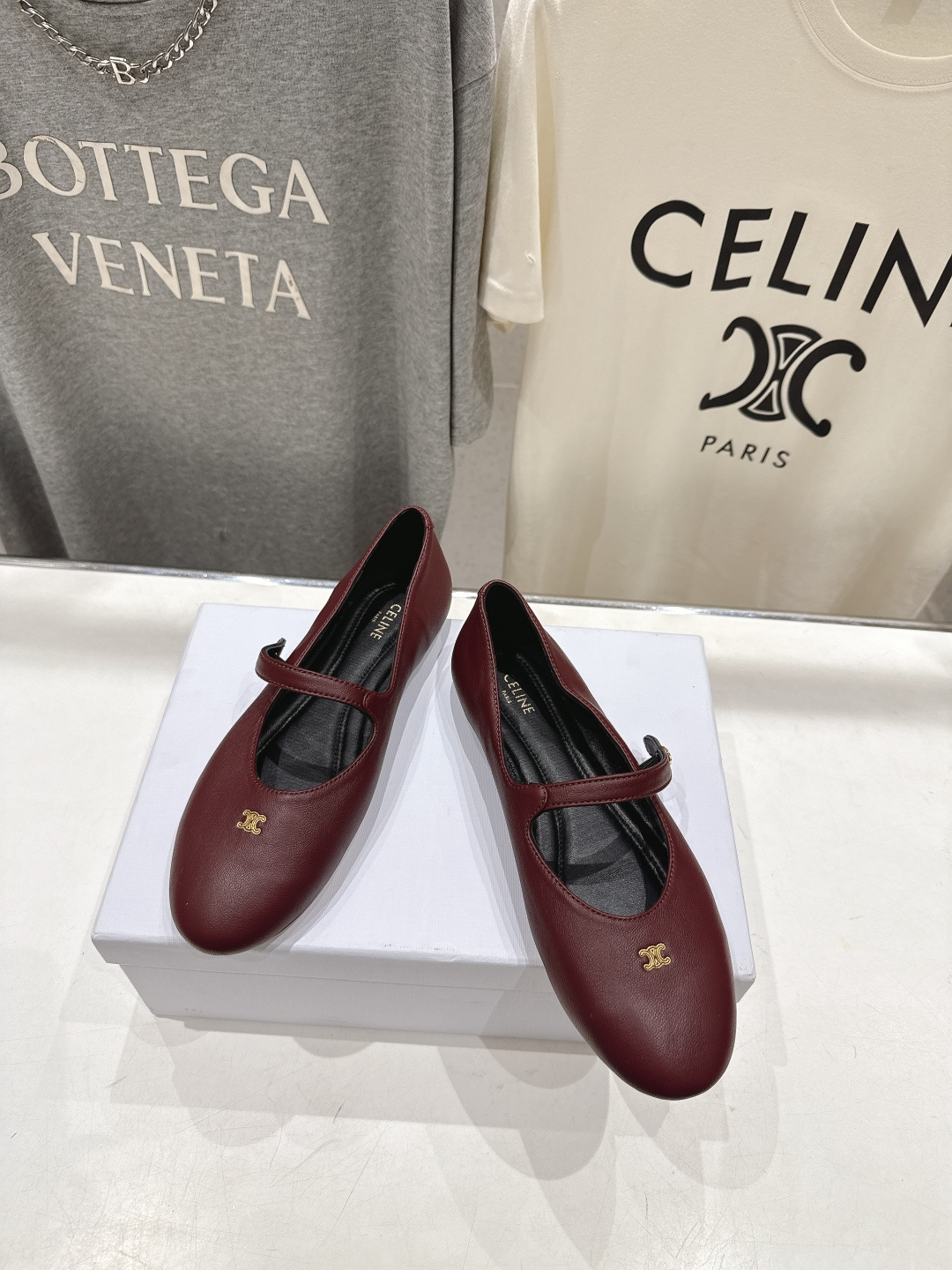 高版本出厂  CELINE*赛琳F035 2026ss思琳新款玛丽珍平底鞋乐福鞋单鞋网红爆款来袭！各大网
