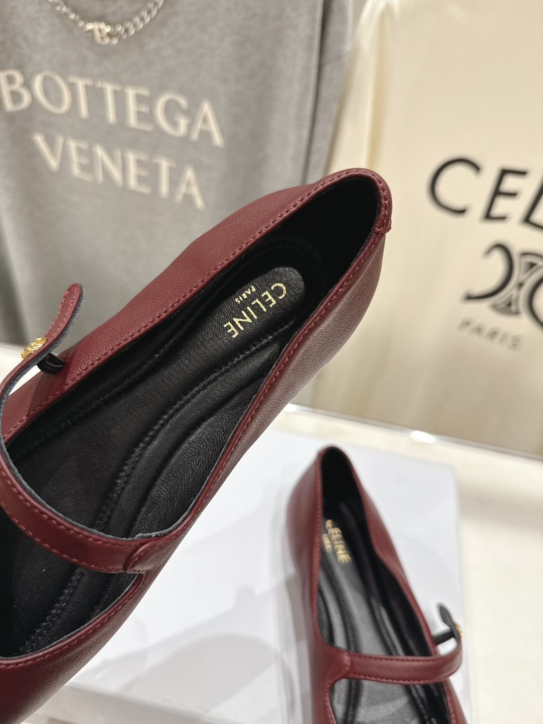高版本出厂  CELINE*赛琳F035 2026ss思琳新款玛丽珍平底鞋乐福鞋单鞋网红爆款来袭！各大网