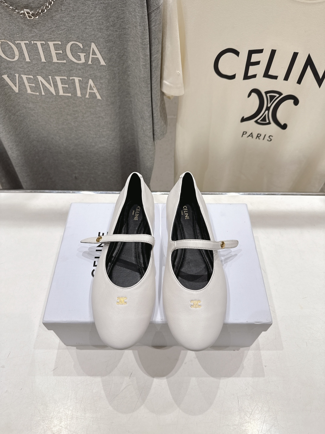 高版本出厂  CELINE*赛琳F035 2026ss思琳新款玛丽珍平底鞋乐福鞋单鞋网红爆款来袭！各大网