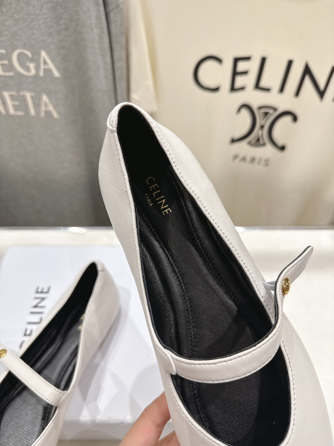 高版本出厂  CELINE*赛琳F035 2026ss思琳新款玛丽珍平底鞋乐福鞋单鞋网红爆款来袭！各大网