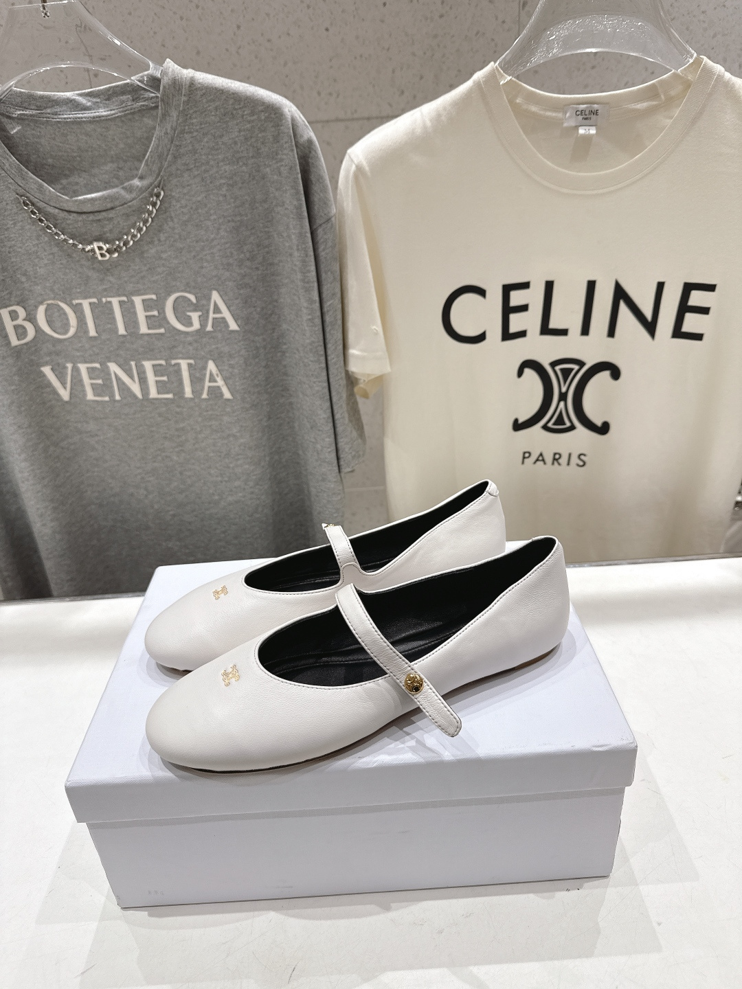 高版本出厂  CELINE*赛琳F035 2026ss思琳新款玛丽珍平底鞋乐福鞋单鞋网红爆款来袭！各大网