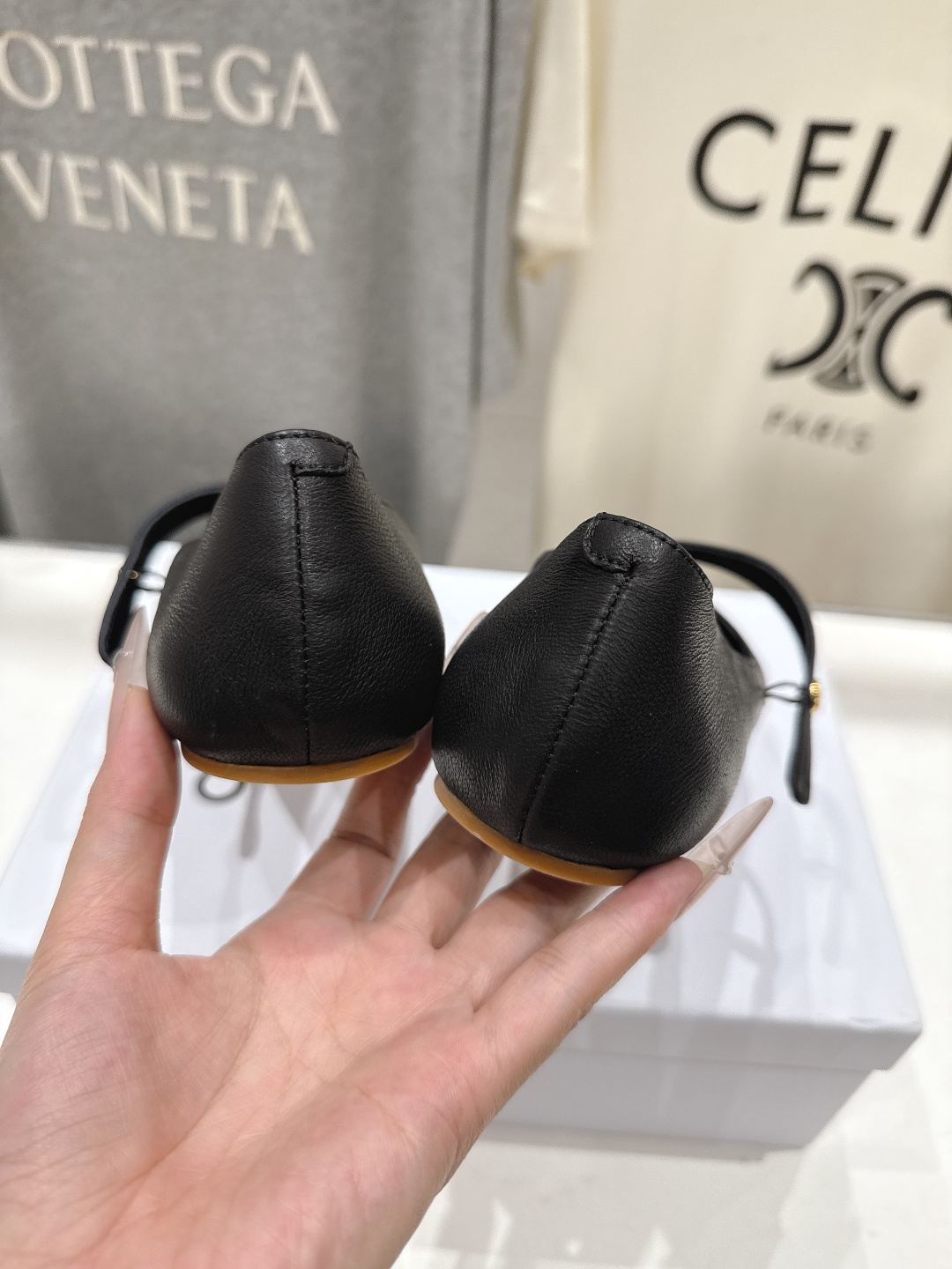 高版本出厂  CELINE*赛琳F035 2026ss思琳新款玛丽珍平底鞋乐福鞋单鞋网红爆款来袭！各大网