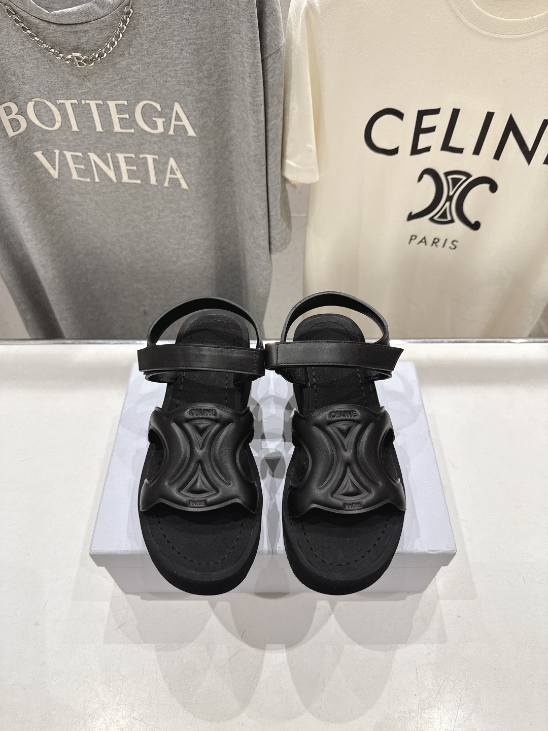 高版本出厂 Celine*塞琳思琳F035 2026ss夏季新款复古厚底凉鞋  高级感十足网红ins种草