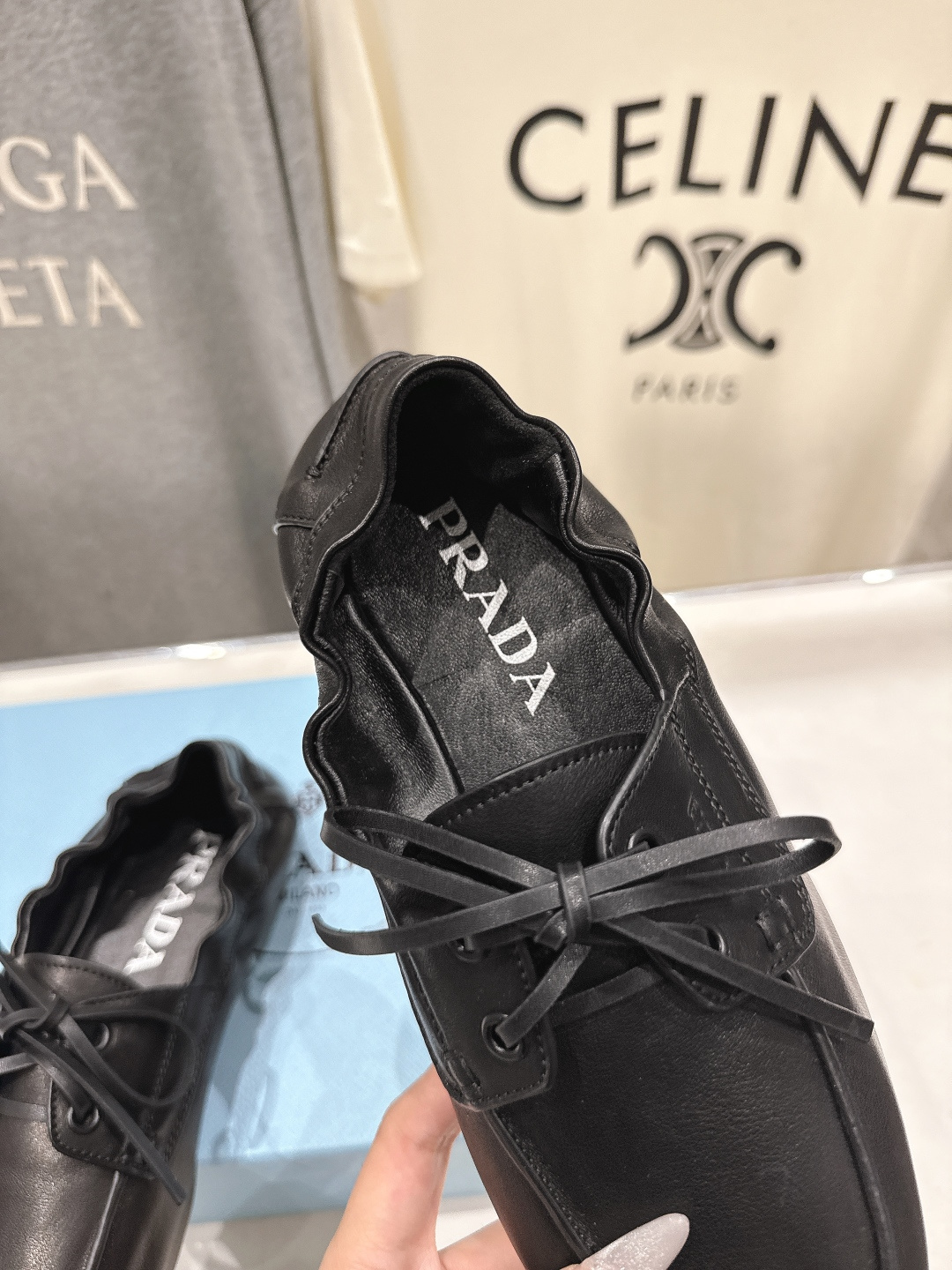 高版本出厂  Prada 普拉达F048 26ss/专柜新款仙女风平底一脚蹬单鞋玛丽珍乐福鞋～各路博主纷