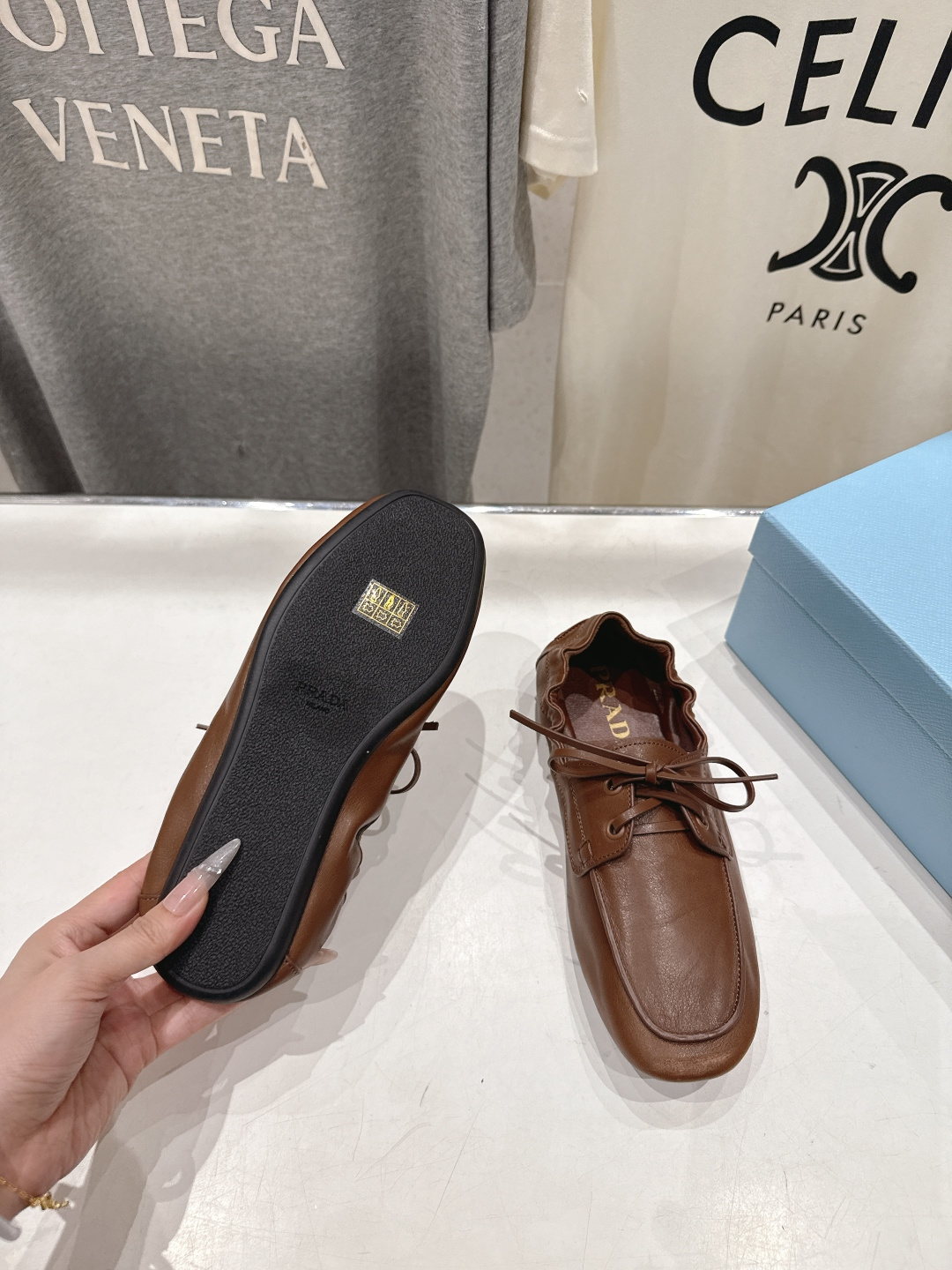 高版本出厂  Prada 普拉达F048 26ss/专柜新款仙女风平底一脚蹬单鞋玛丽珍乐福鞋～各路博主纷
