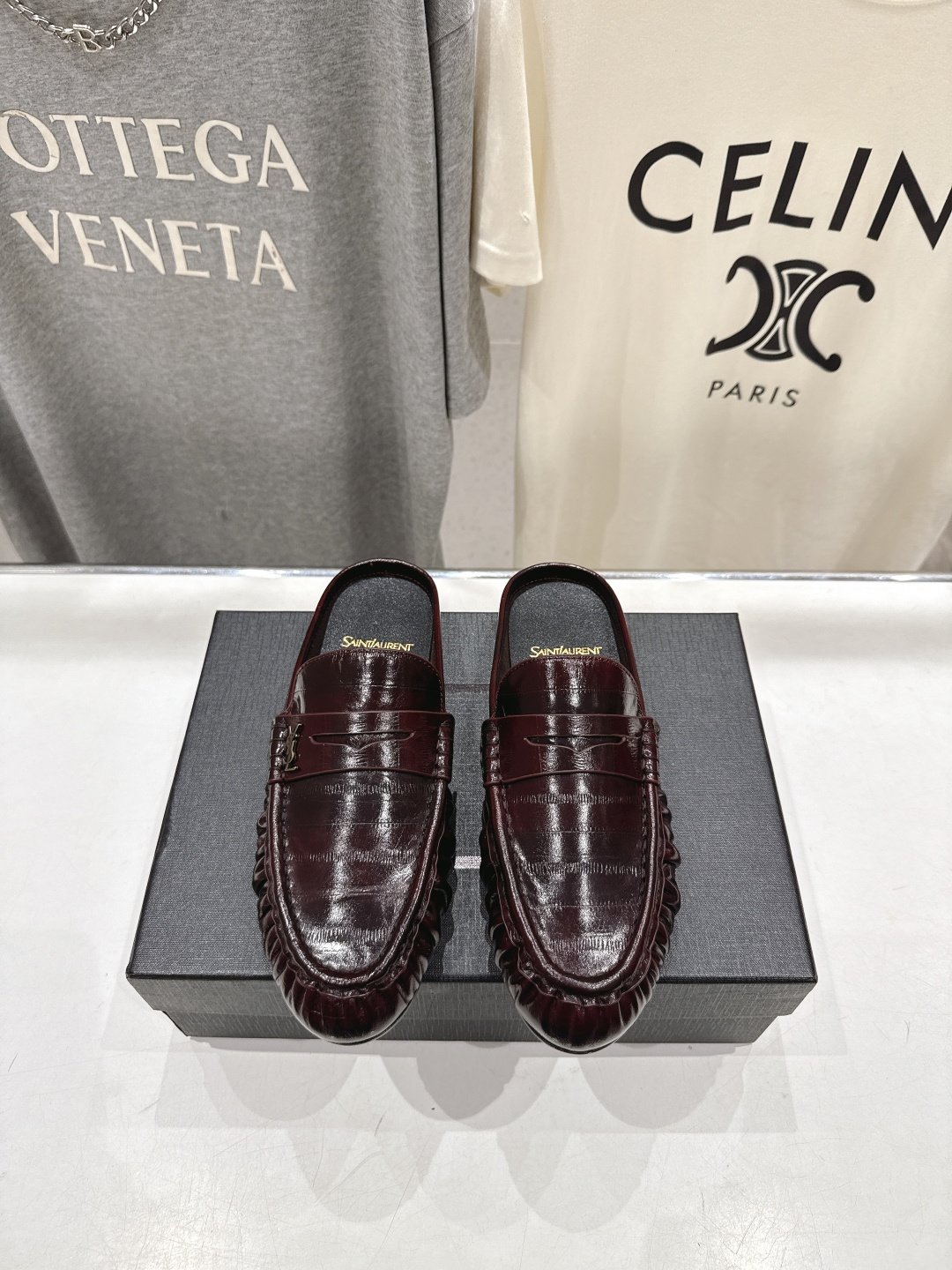 高版本出厂 半托   SAINT LAURENT/圣罗兰YSL 26ss爆款平底玛丽珍一脚蹬乐福鞋半包拖