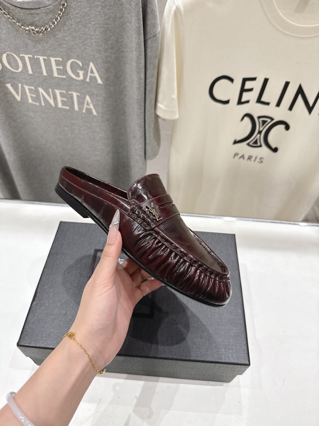 高版本出厂 半托   SAINT LAURENT/圣罗兰YSL 26ss爆款平底玛丽珍一脚蹬乐福鞋半包拖