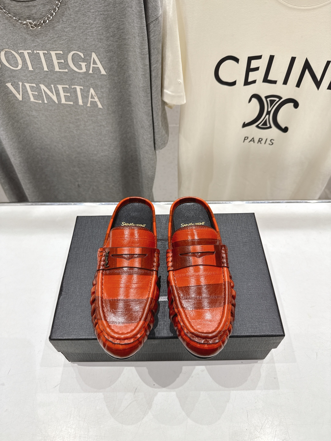 高版本出厂 半托   SAINT LAURENT/圣罗兰YSL 26ss爆款平底玛丽珍一脚蹬乐福鞋半包拖