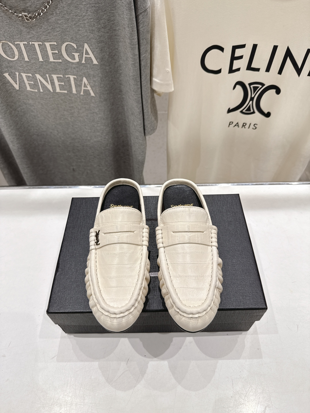 高版本出厂 半托   SAINT LAURENT/圣罗兰YSL 26ss爆款平底玛丽珍一脚蹬乐福鞋半包拖