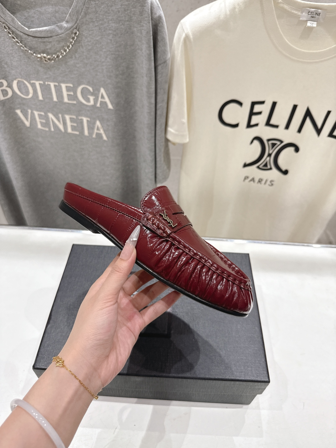 高版本出厂 半托   SAINT LAURENT/圣罗兰YSL 26ss爆款平底玛丽珍一脚蹬乐福鞋半包拖
