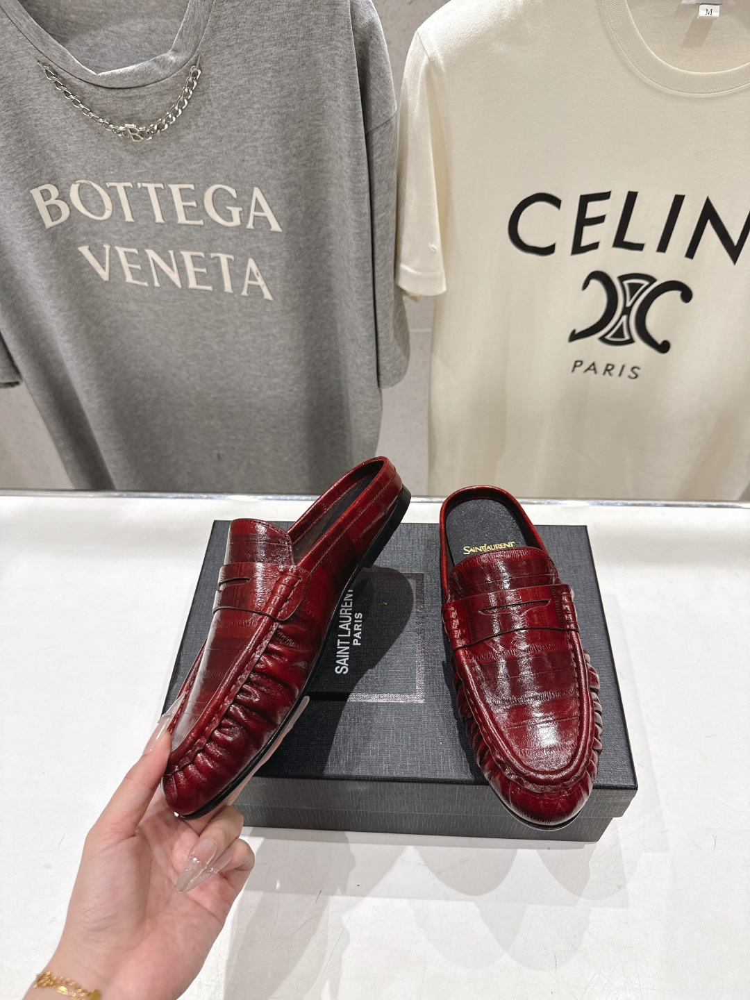 高版本出厂 半托   SAINT LAURENT/圣罗兰YSL 26ss爆款平底玛丽珍一脚蹬乐福鞋半包拖