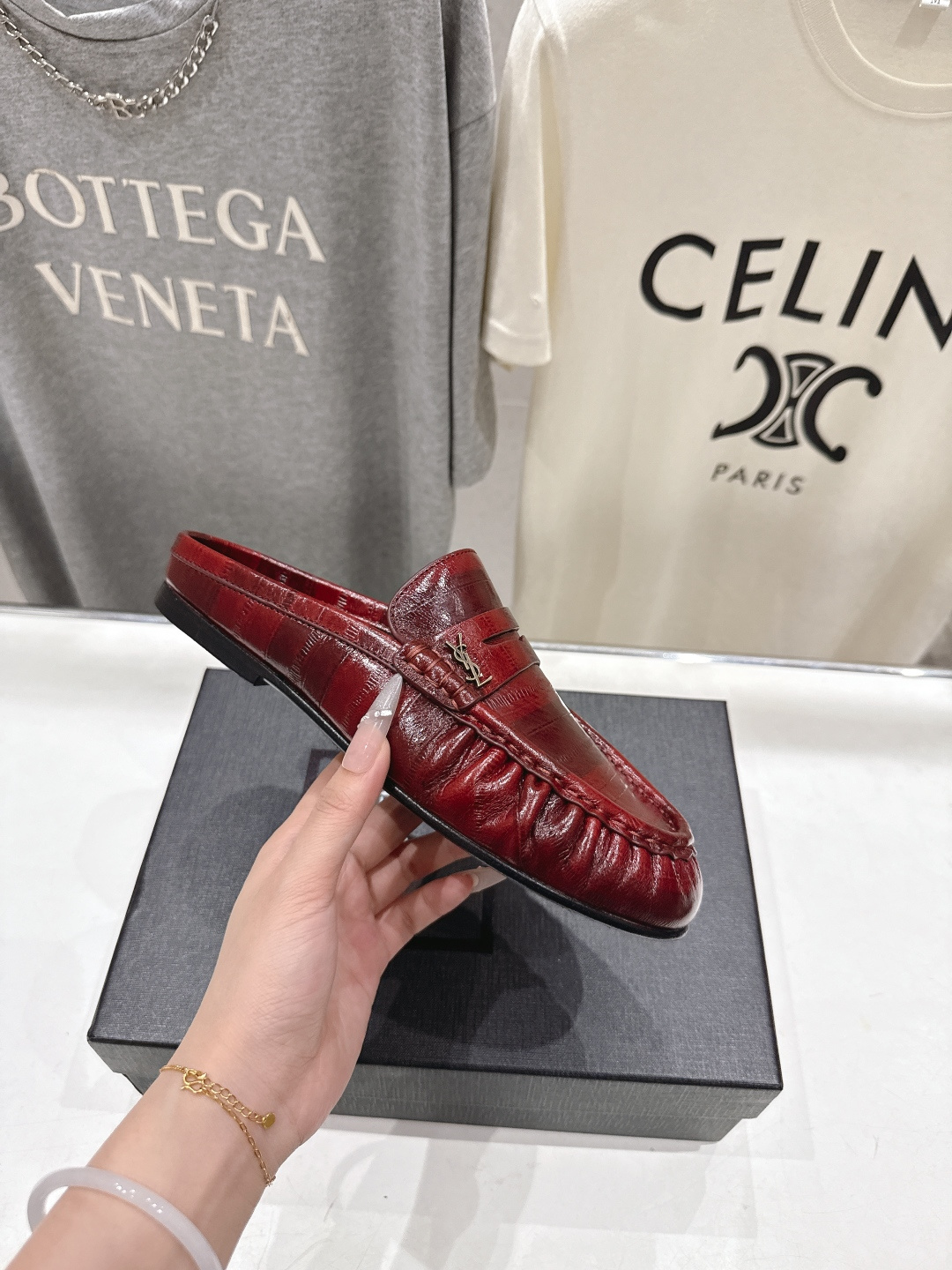 高版本出厂 半托   SAINT LAURENT/圣罗兰YSL 26ss爆款平底玛丽珍一脚蹬乐福鞋半包拖