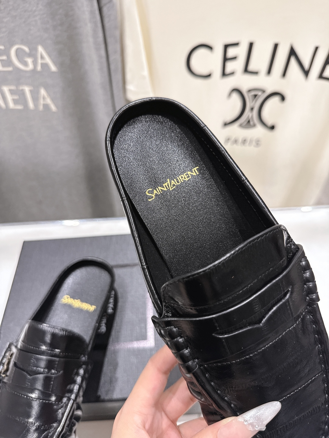 高版本出厂 半托   SAINT LAURENT/圣罗兰YSL 26ss爆款平底玛丽珍一脚蹬乐福鞋半包拖