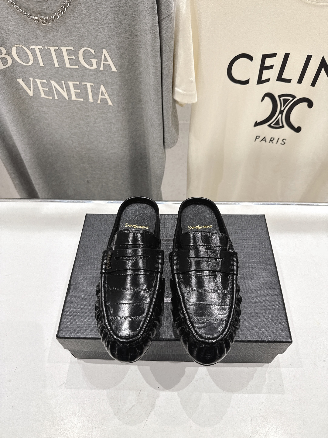 高版本出厂 半托   SAINT LAURENT/圣罗兰YSL 26ss爆款平底玛丽珍一脚蹬乐福鞋半包拖