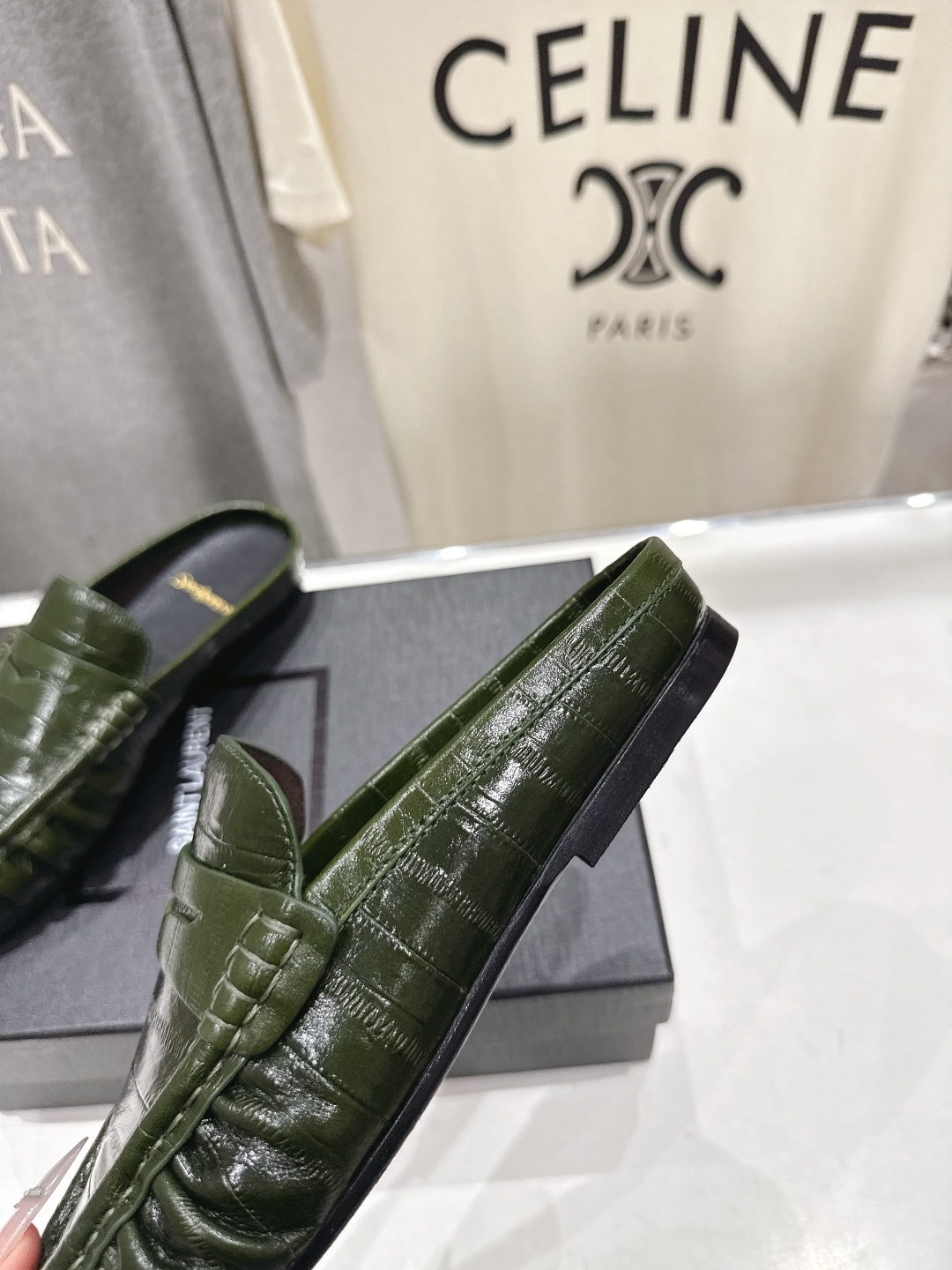 高版本出厂 半托   SAINT LAURENT/圣罗兰YSL 26ss爆款平底玛丽珍一脚蹬乐福鞋半包拖